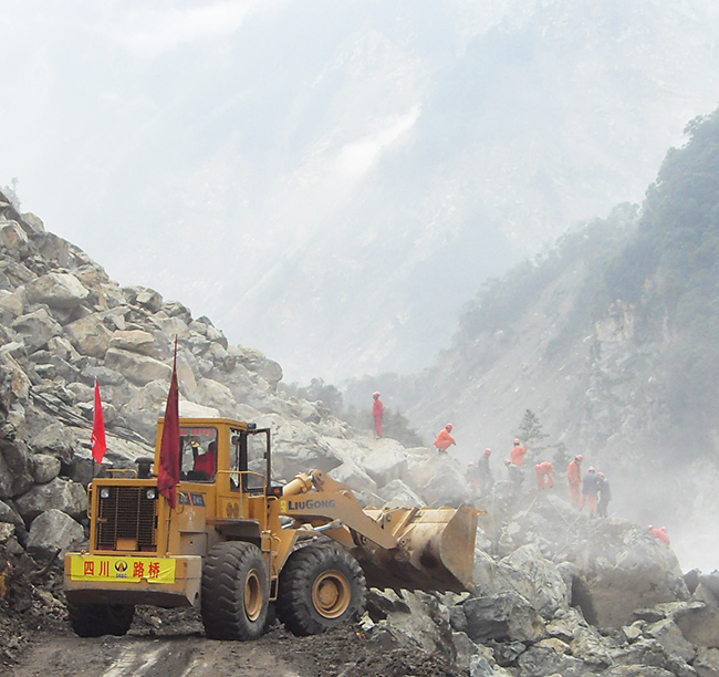 2008年，公司參與“5.12”汶川大地震搶通臥龍至耿達(dá)生命線