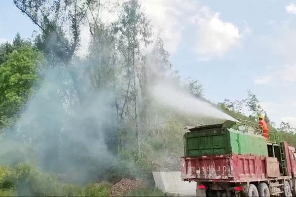 鎮(zhèn)廣高速通廣段 CLM1 項(xiàng)目快速處置山火險(xiǎn)情 筑牢安全防線(xiàn)